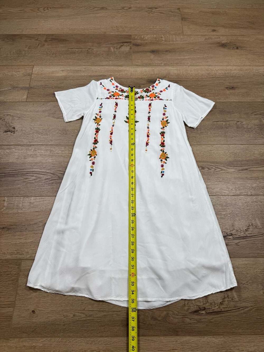 Brickyard Buffalo White Floral Embroidered Shift Dress S Boho Rayon - Picture 8 of 12